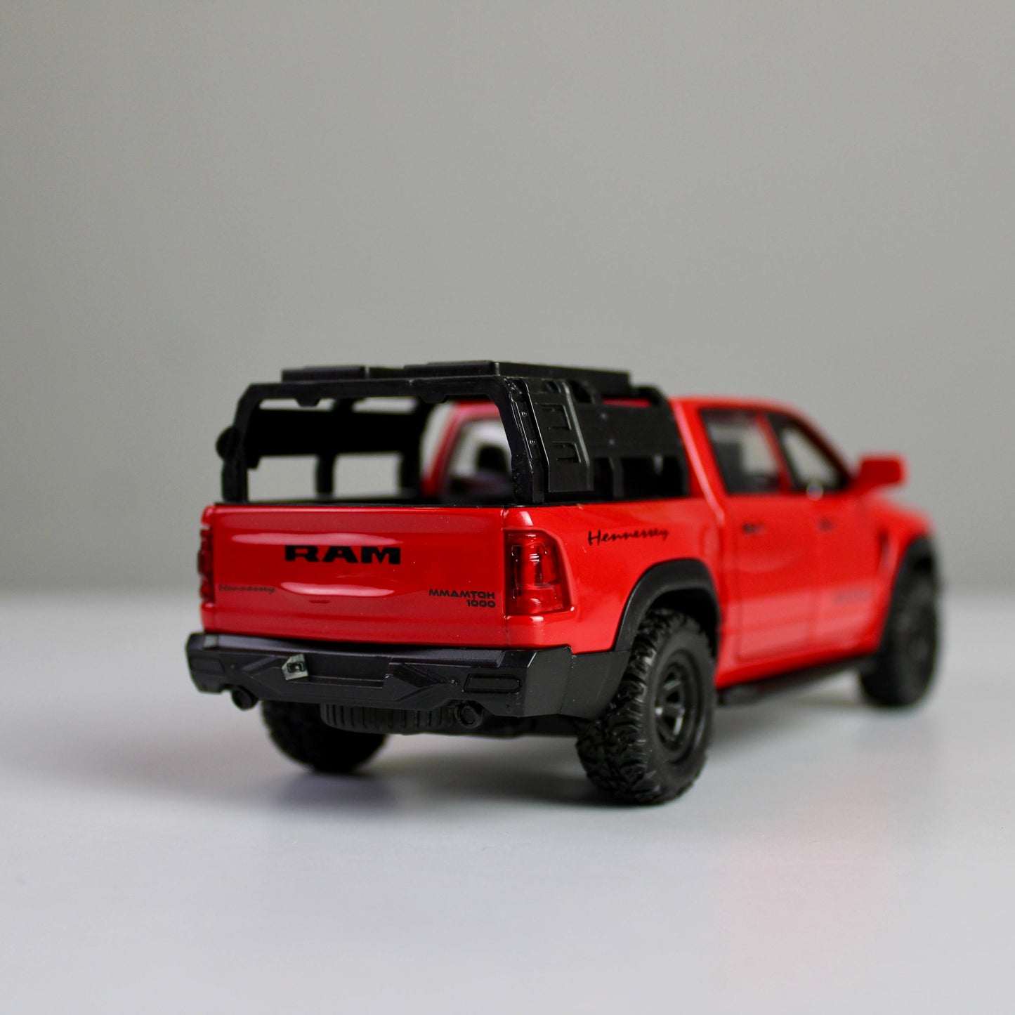RAM 1000 TRXX Truck – Scale 1:32