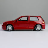 Maisto Volkswagen Golf R32 1:24 Die-Cast Model Car – Special Edition