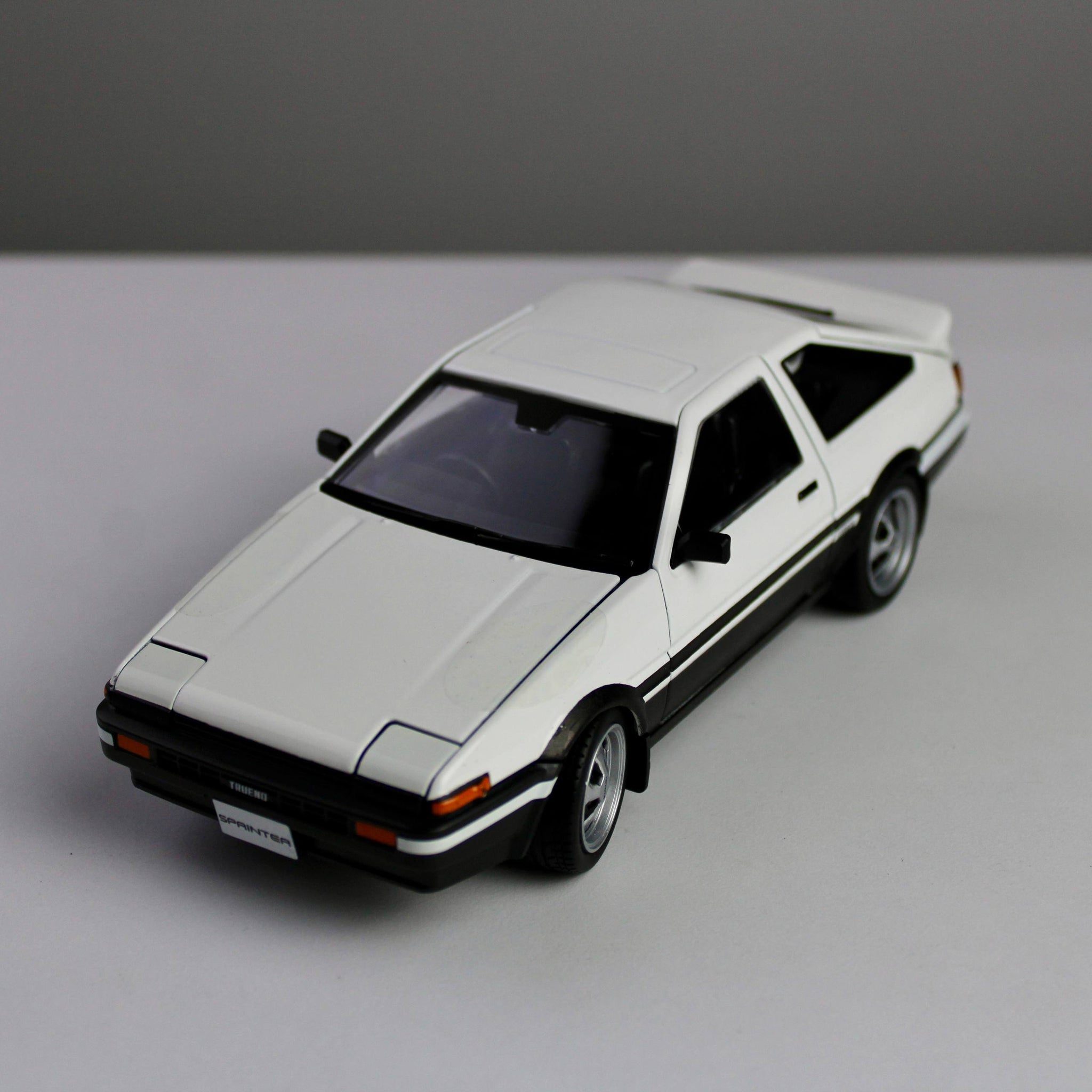 مايستو تويوتا سبرينتر ترونو AE86 نموذج سيارة مصبوب مقاس 1:24 – إصدار خاص