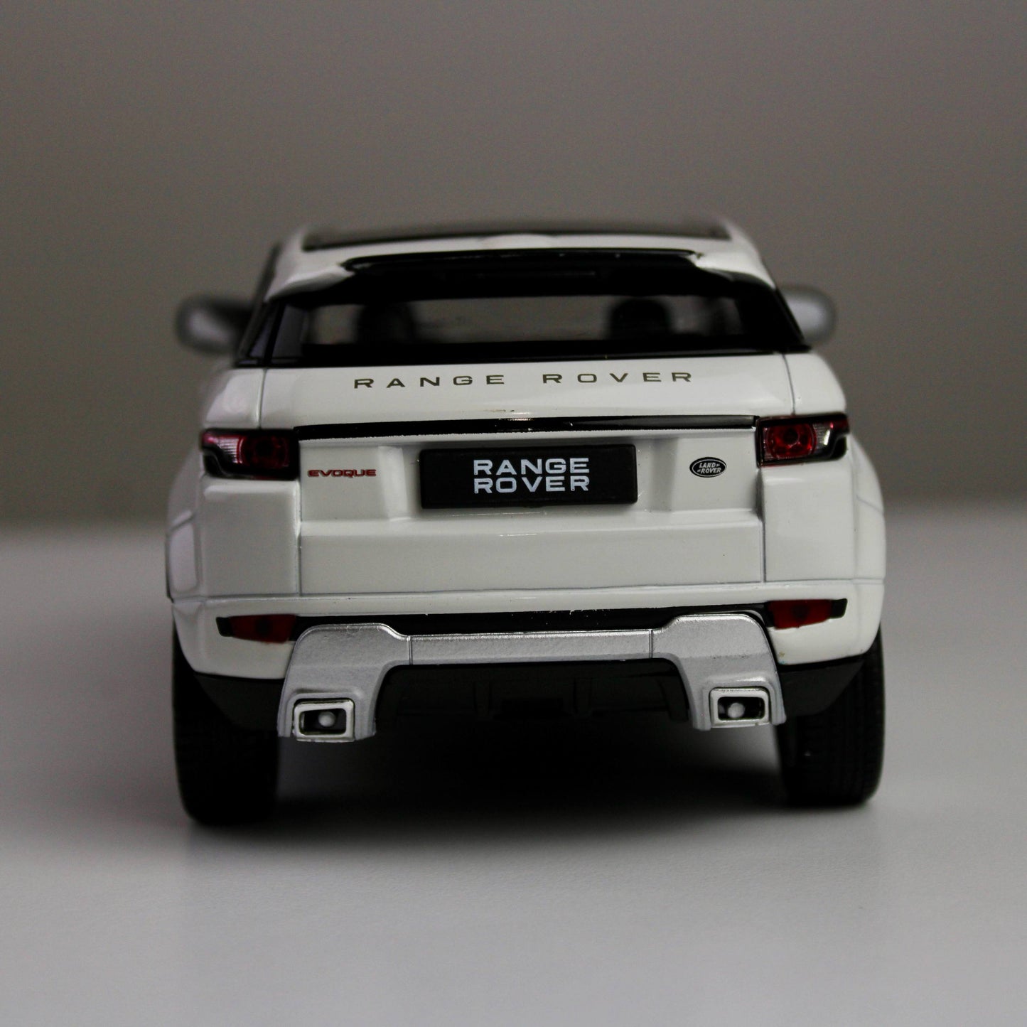 Welly Land Rover Range Rover Evoque مجسم سيارة رياضية متعددة الاستخدامات مصبوب بالقالب بمقياس 1:24