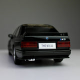 BMW M3 E30 – 1:24 Classic Die-Cast Model Car