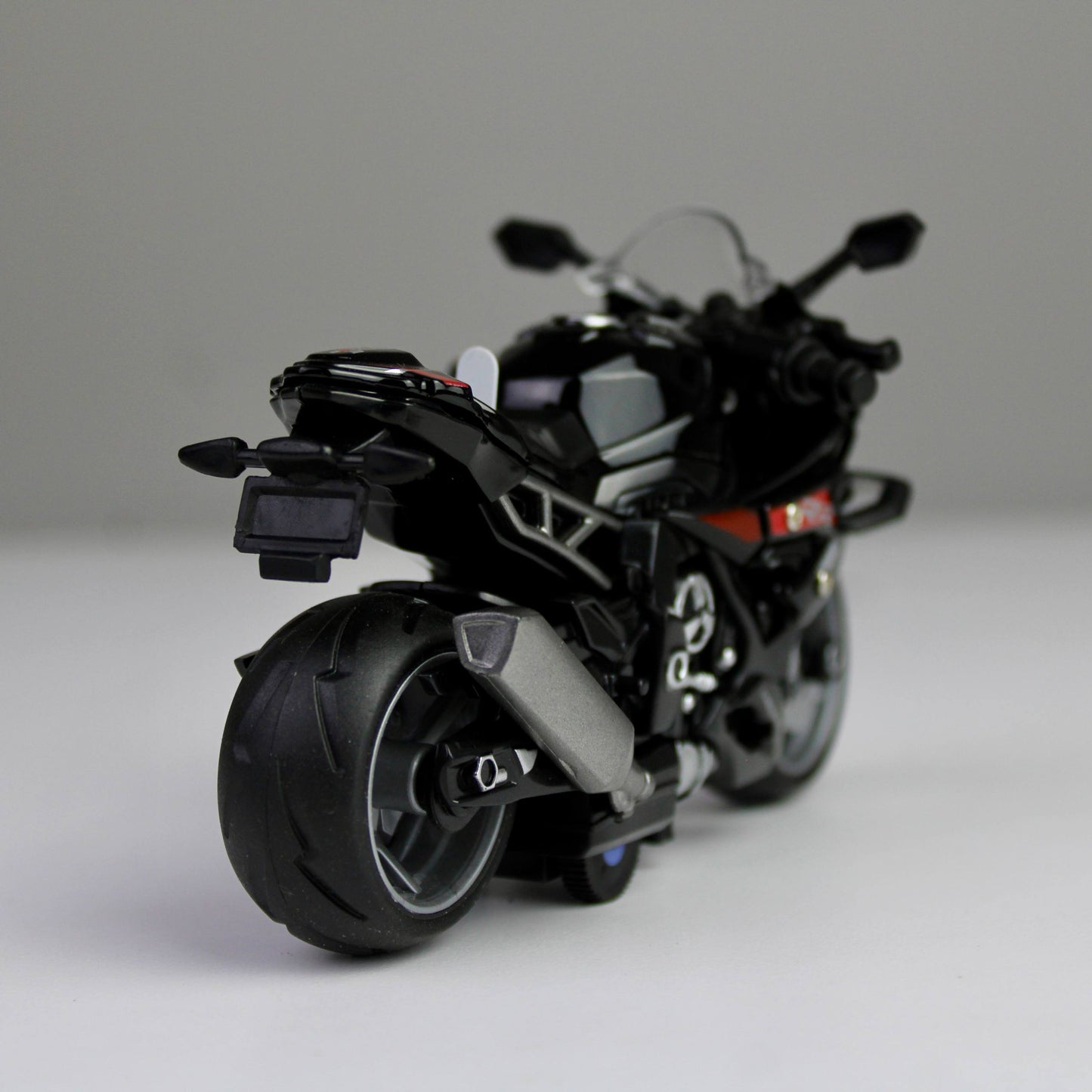 RR 1000 Die-Cast Motorcycle 1:12 – Alloy Metal Model with Lights & Sounds