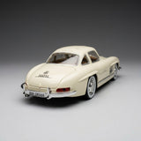 سيارة مجسمة مصبوبة من مرسيدس-بنز 300SL Gullwing بمقياس 1:22 مع إضاءة وصوت