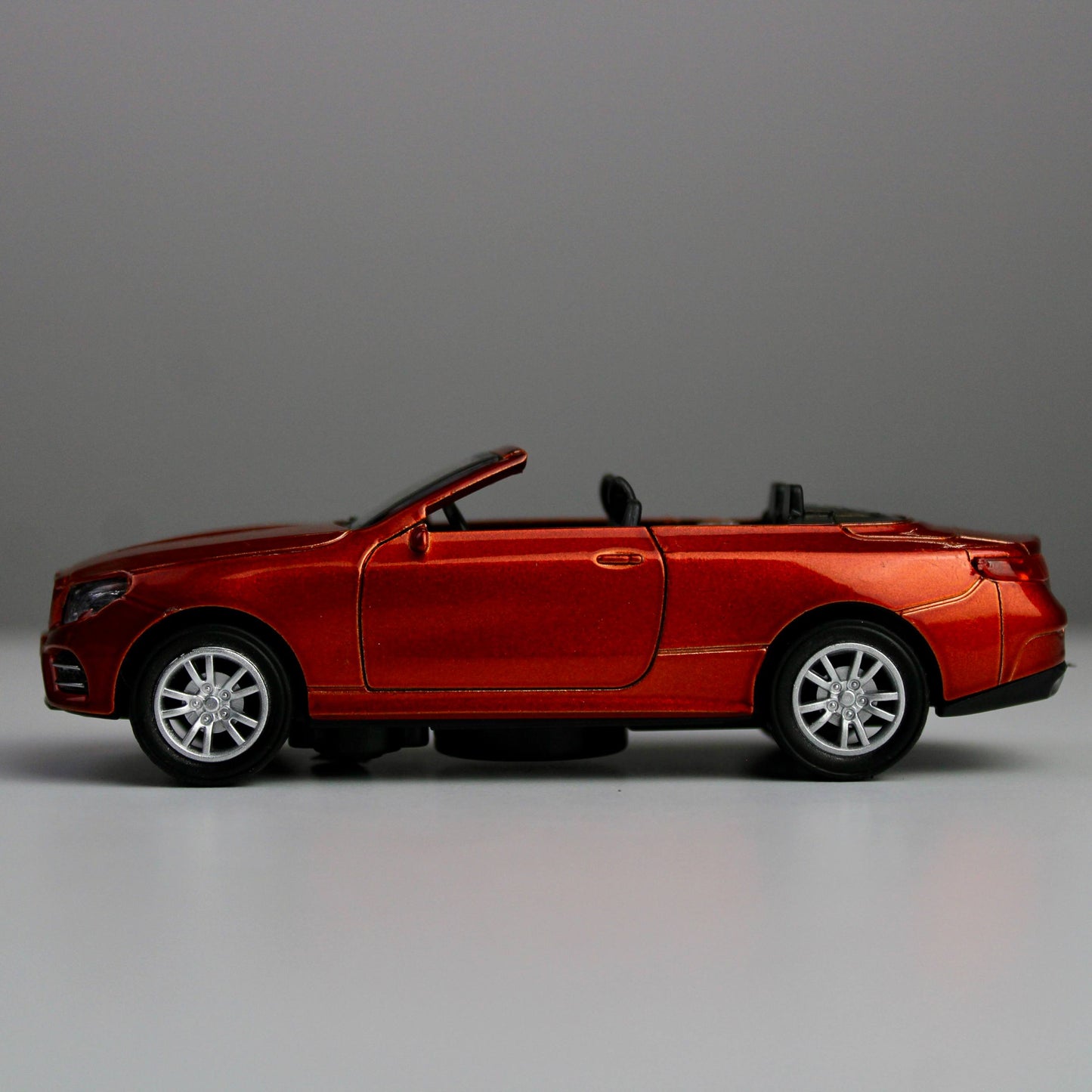 Mercedes-Benz Cabriolet Diecast Model 1:38