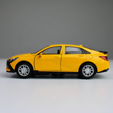 Hyundai Elantra Diecast Model 1:38