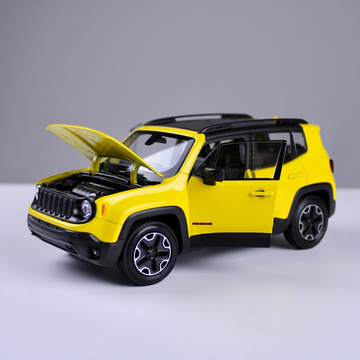 Jeep Renegade Trailhawk Die-Cast Model