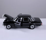 Mercedes-Benz 220 Die-Cast Model – Black