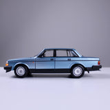 مجسم سيارة فولفو 240 GL – أزرق سماوي
