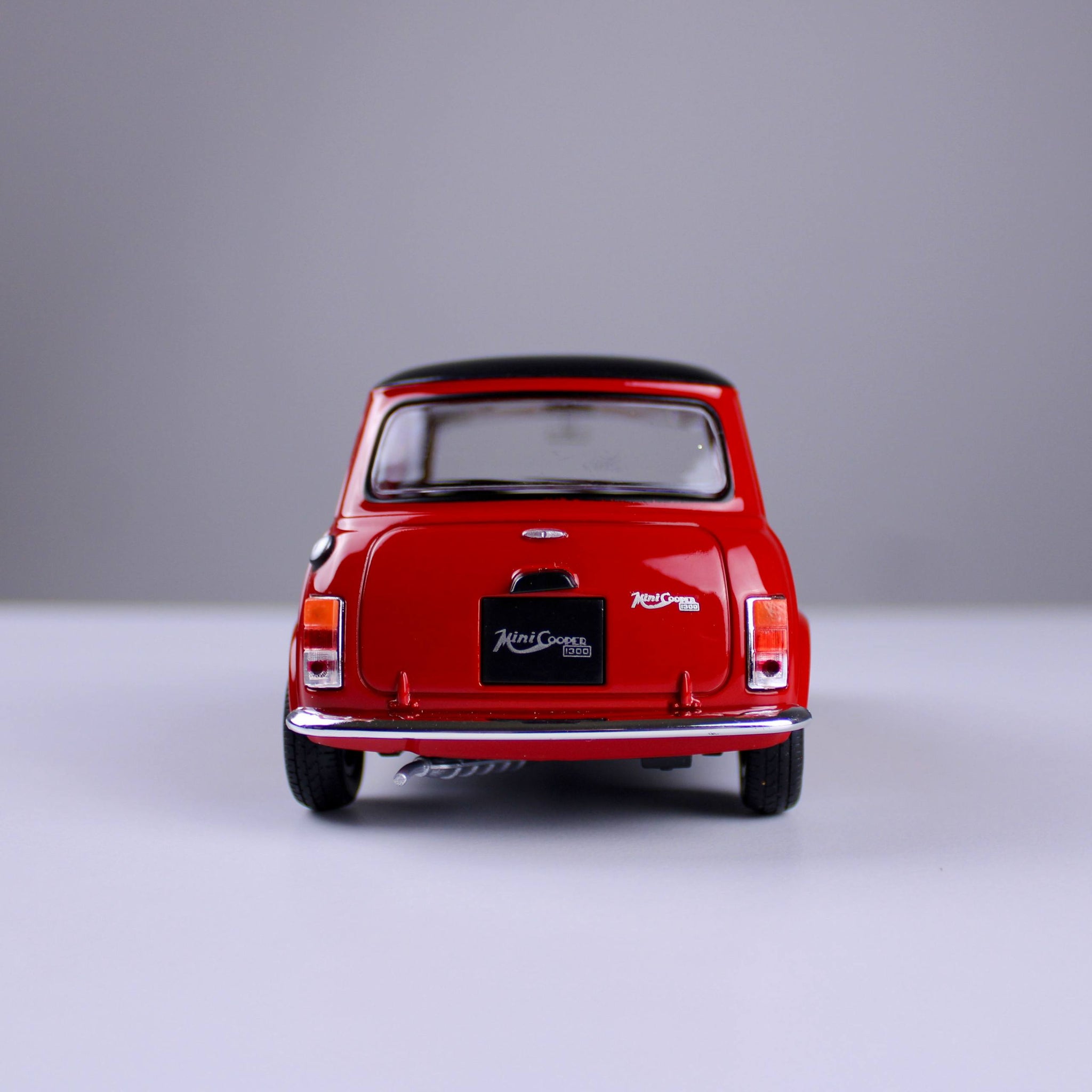 Mini Cooper 1300 Die-Cast Model – Red