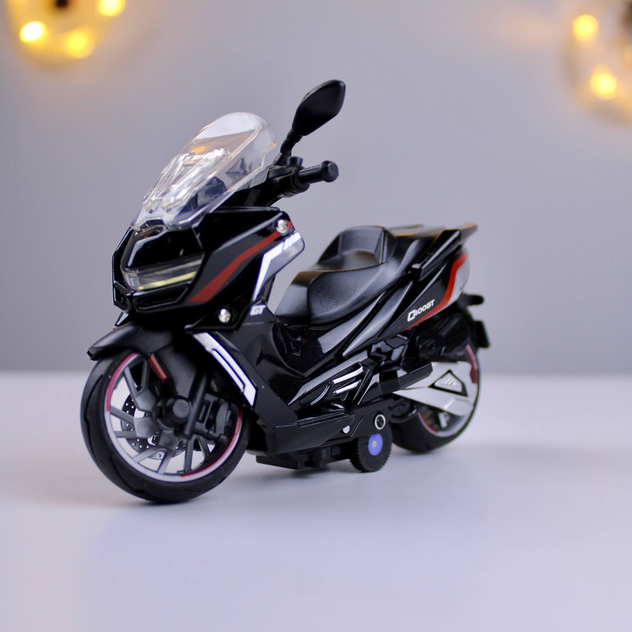 Metal Scooter Model – 1:14 Scale