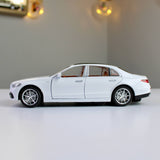R/C Mercedes S-Class Diecast Model – 1:22 Scale