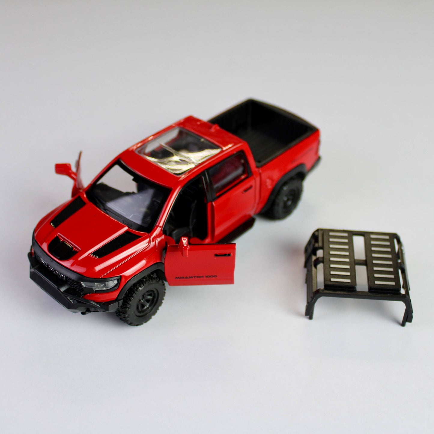 RAM 1000 TRXX Truck – Scale 1:32