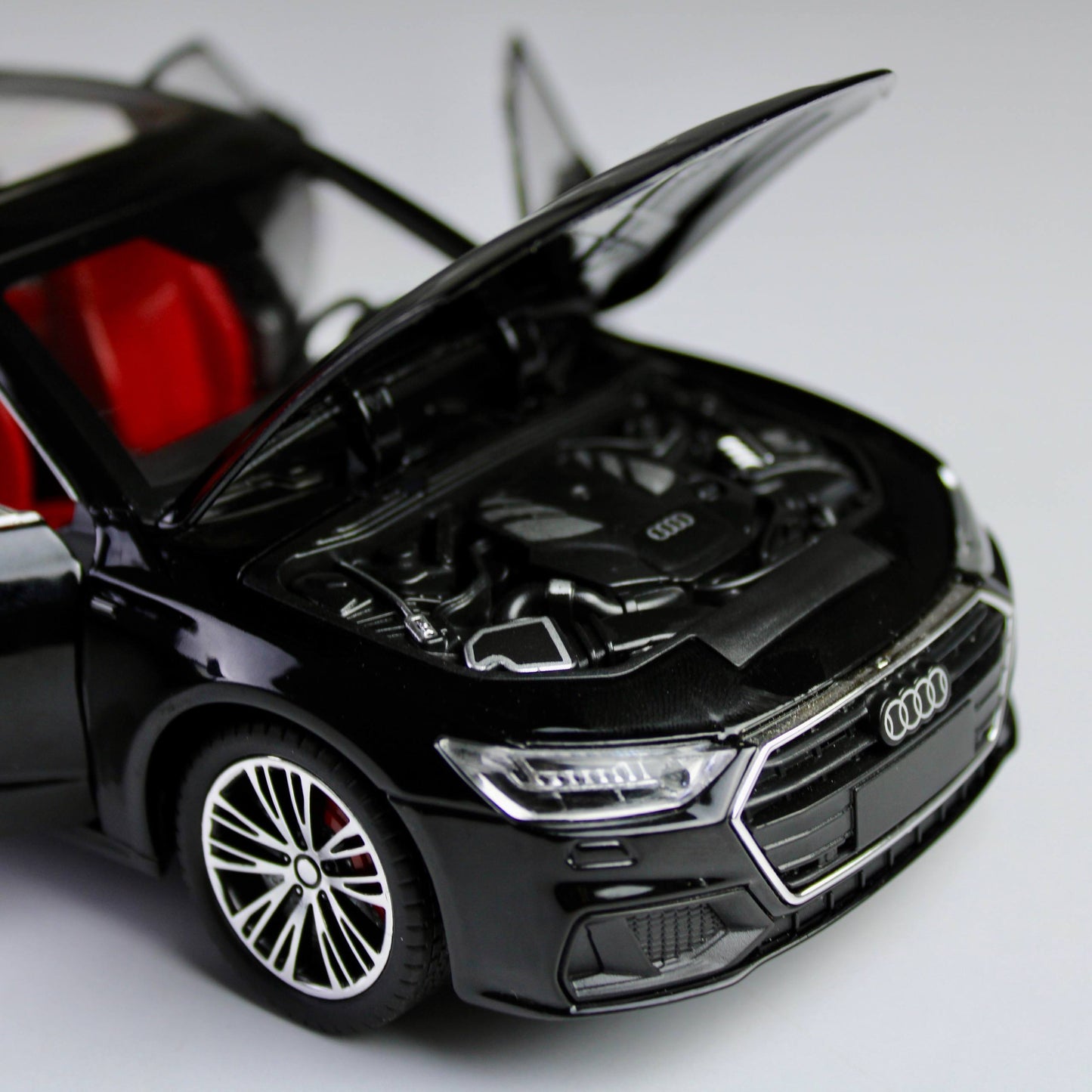 Audi A7 1:24 Die-Cast Model Car