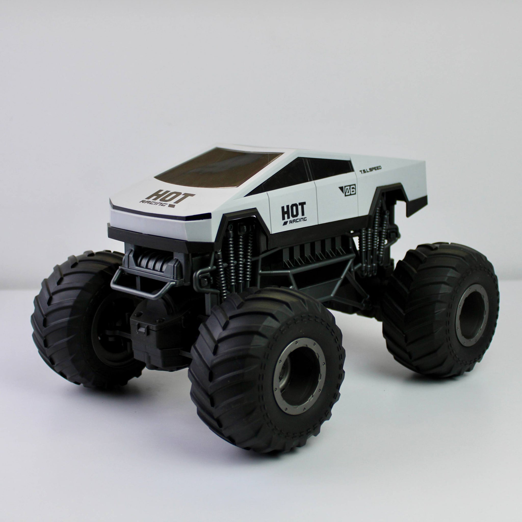 RC Monster Cyber Truck 1:12 – Remote Control Off-Road Climbing Truck 2.4GHz