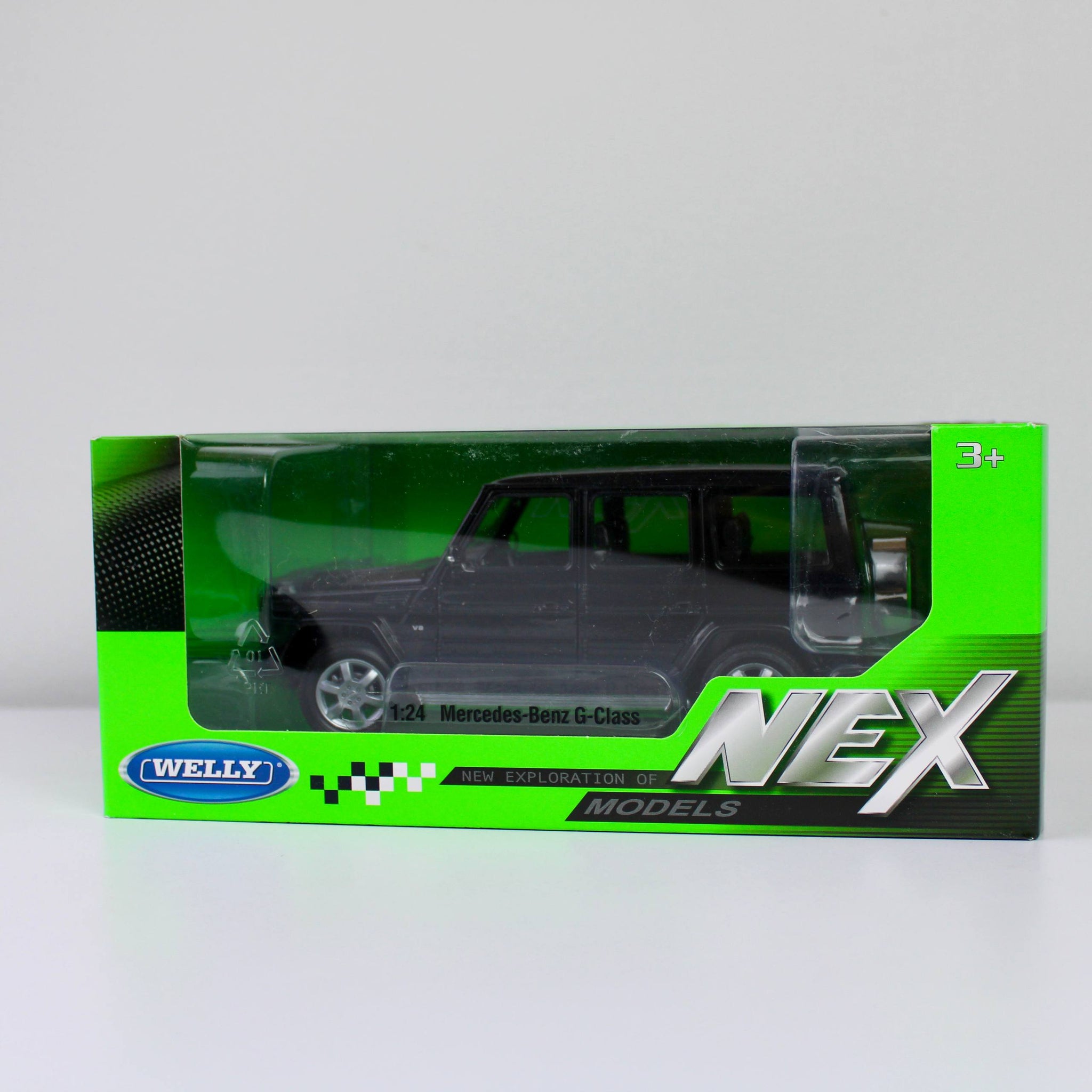 Welly Mercedes-Benz G-Class 1:24 Die-Cast Model Car