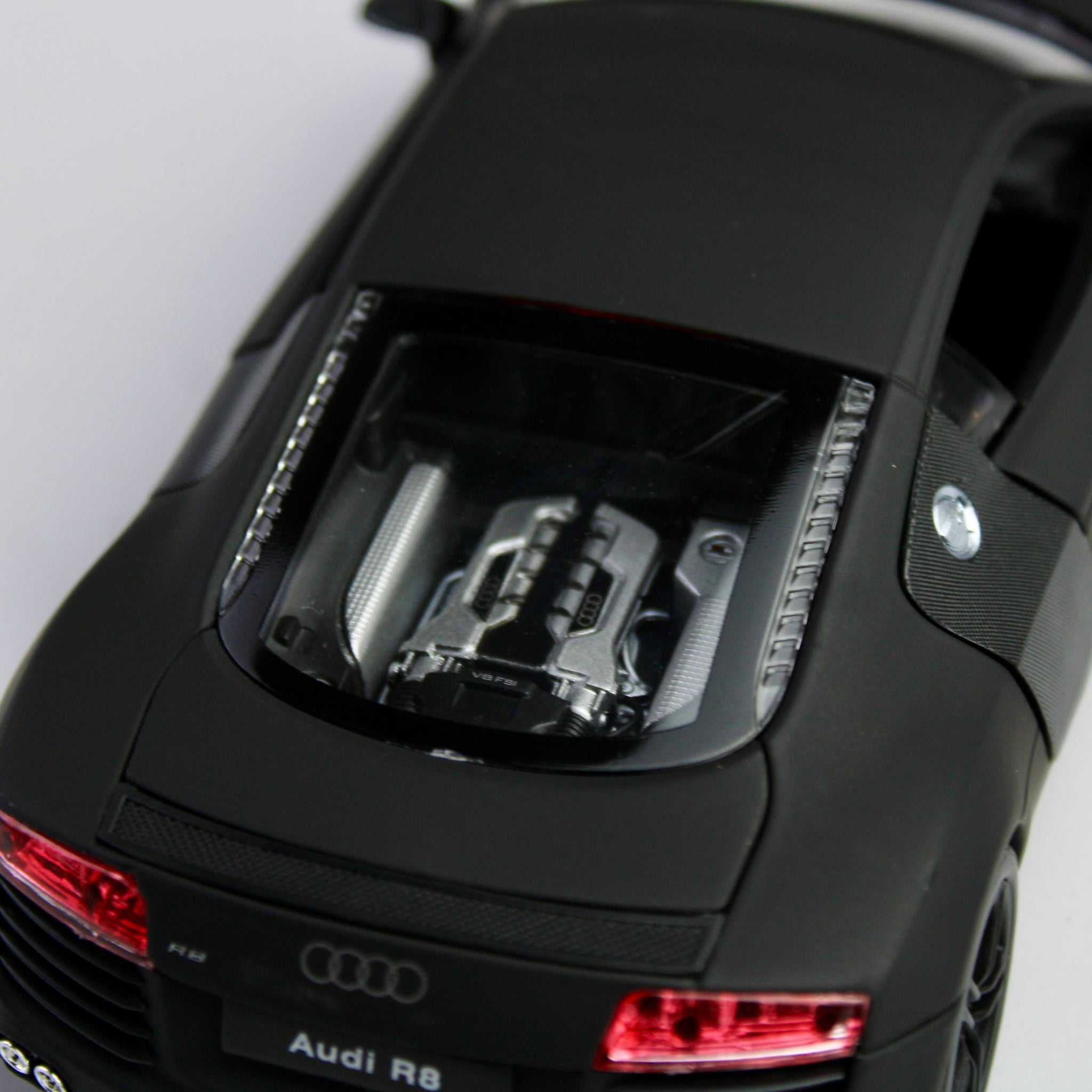 سيارة ويلي أودي R8 V10 طراز 1:24 مصبوبة