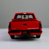 Maisto Chevrolet 454 SS Pickup 1993 1:24 Die-Cast Model Truck – Special Edition