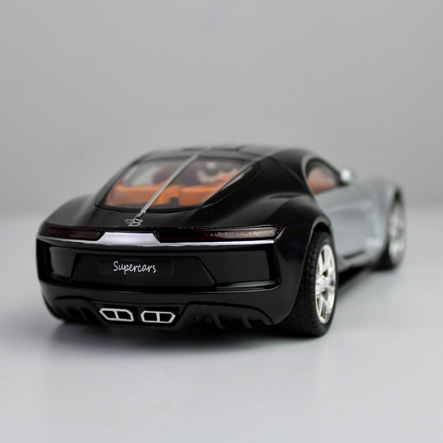 BUGATTI ATLANTIC – 1:24 Scale Die-Cast Model