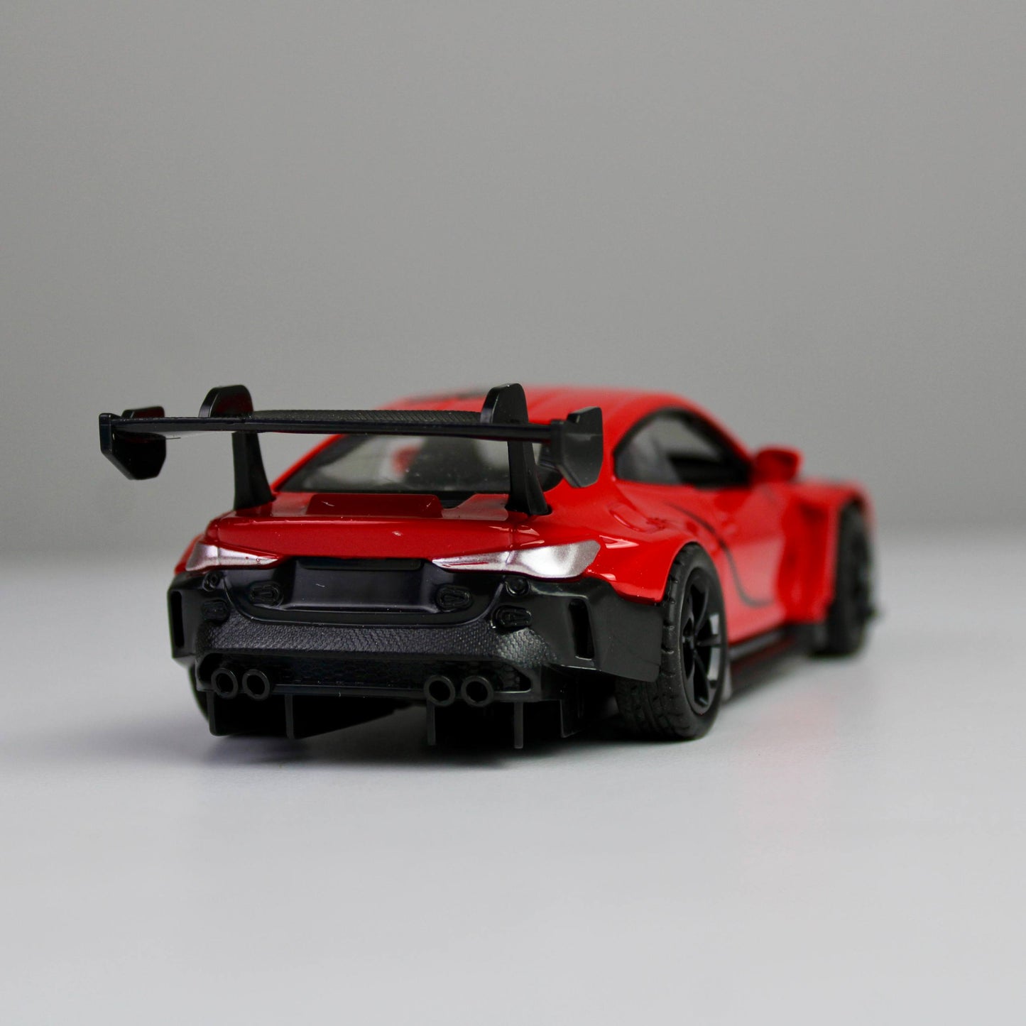 BMW M4-Inspired Racing Car Die-Cast 1:28 – Metal Model with Lights & Sounds