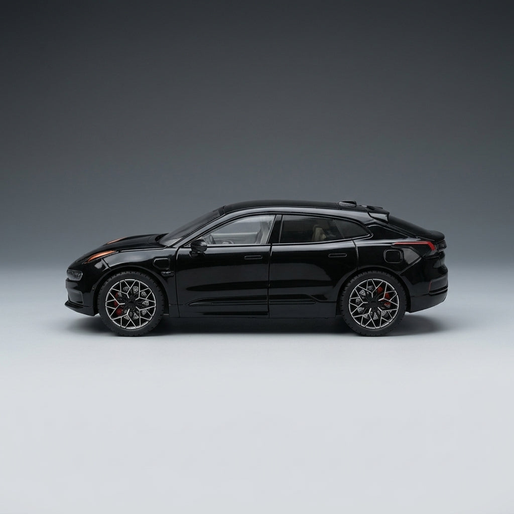 1:24 Plastic Zeekr 001 – Light & Sound Model Car