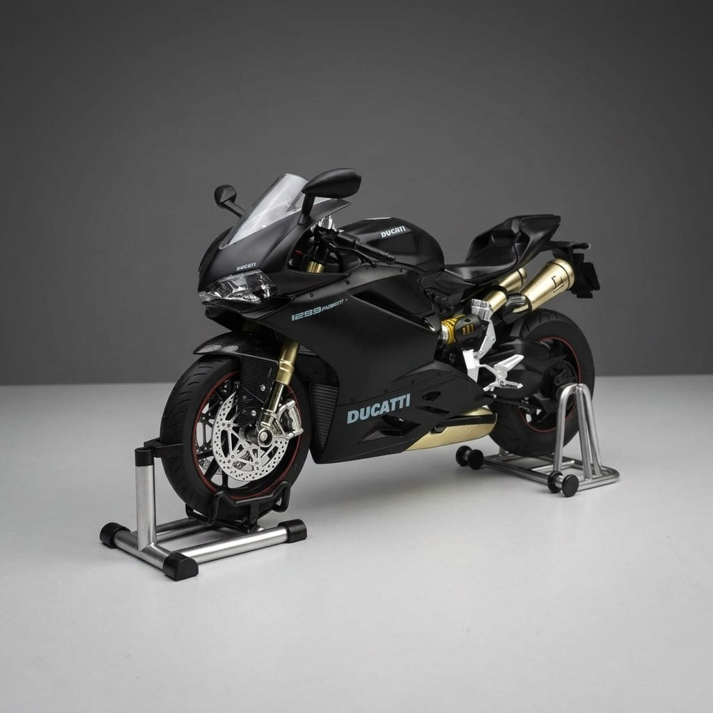 1:9 Ducati Panigale – Interactive Die-Cast Motorcycle Model with Light, Sound & Vapor Effects
