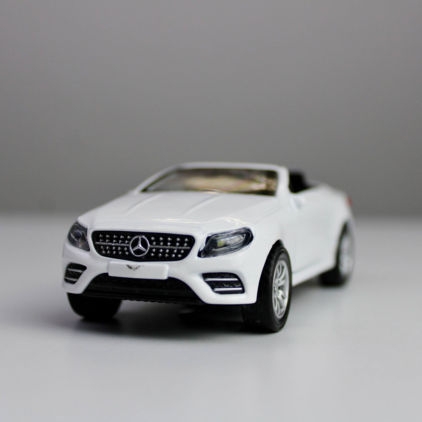 Mercedes-Benz Cabriolet Diecast Model 1:38