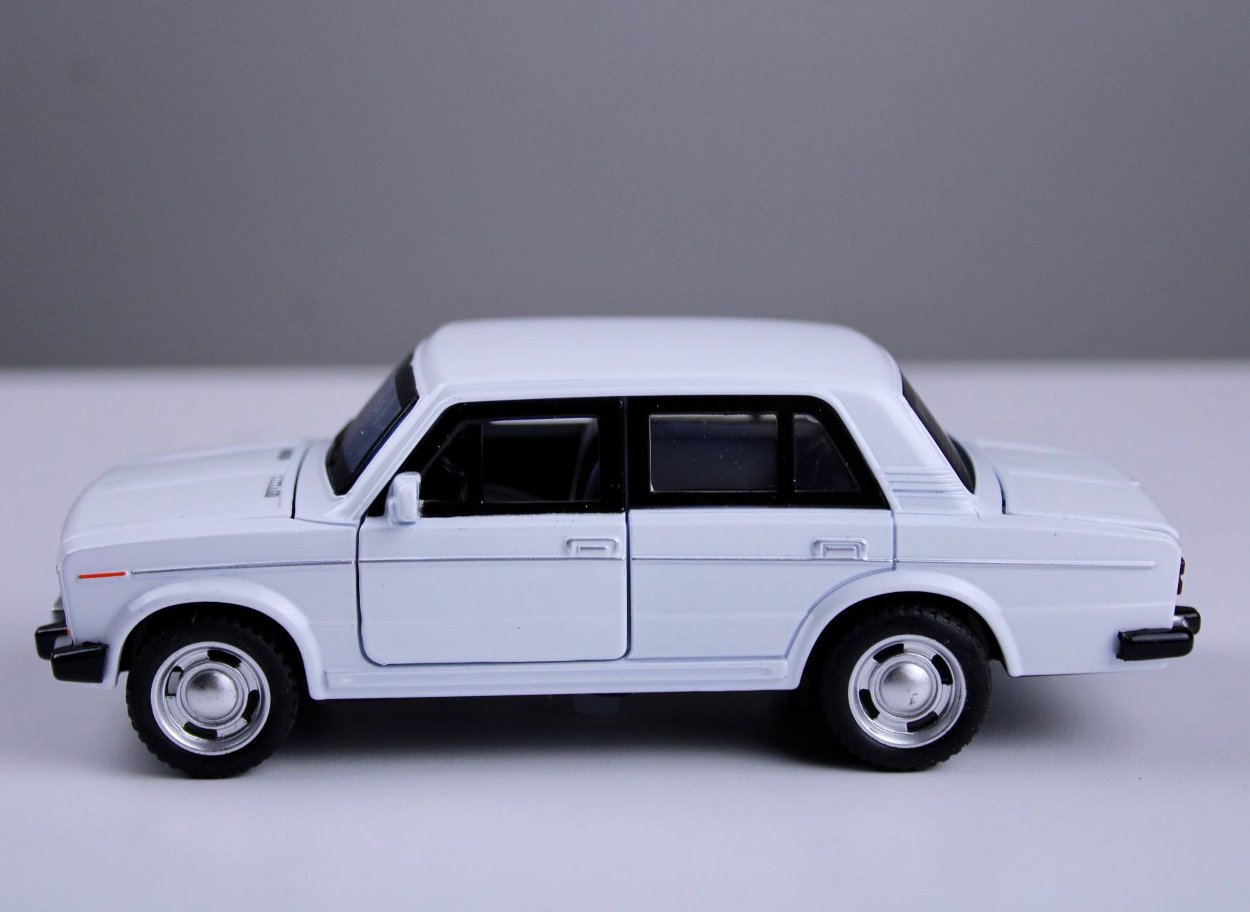 Lada 2106 – 1:32 Scale