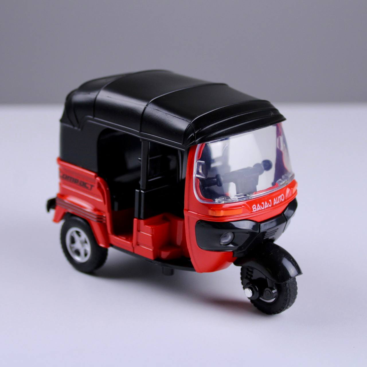 Die-Cast TukTuk – 1:14 Scale