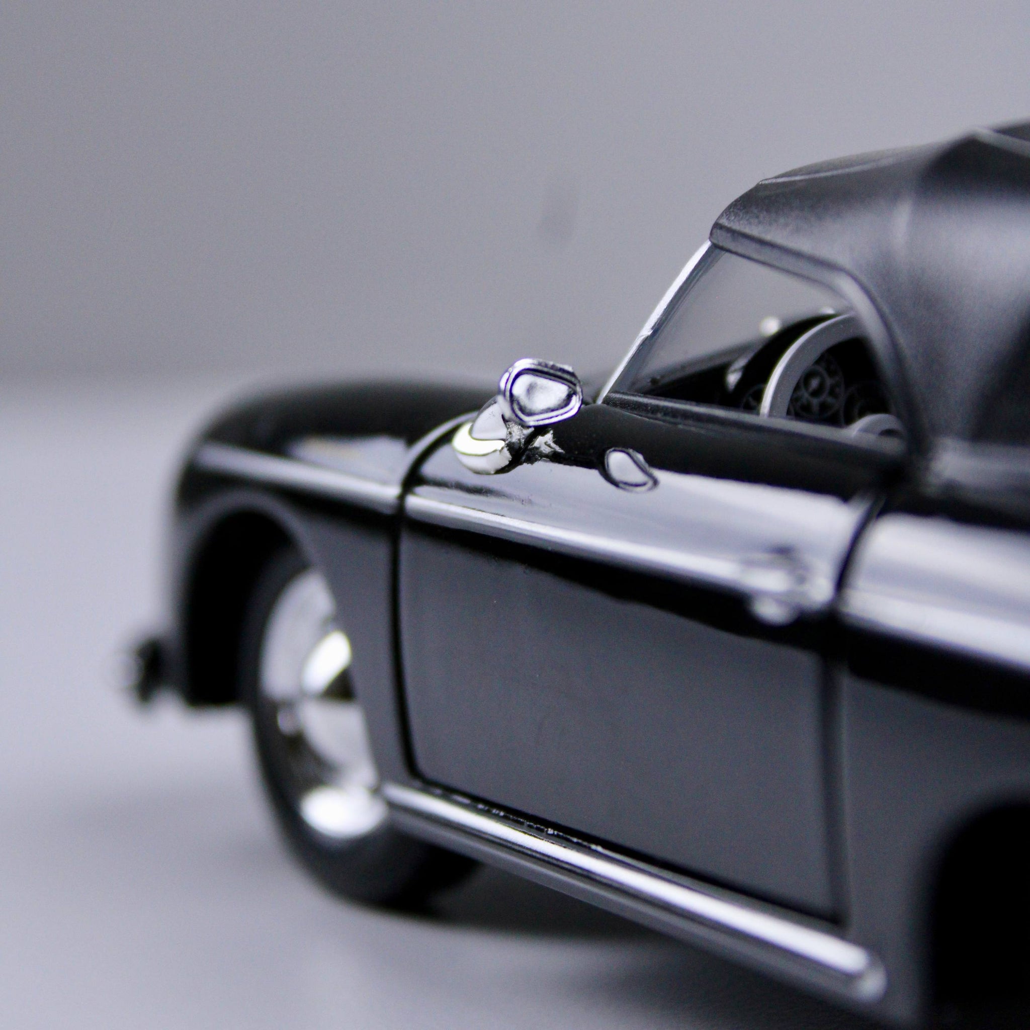 مجسم سيارة بورش 356A سبيدستر (Porsche 356A Speedster)