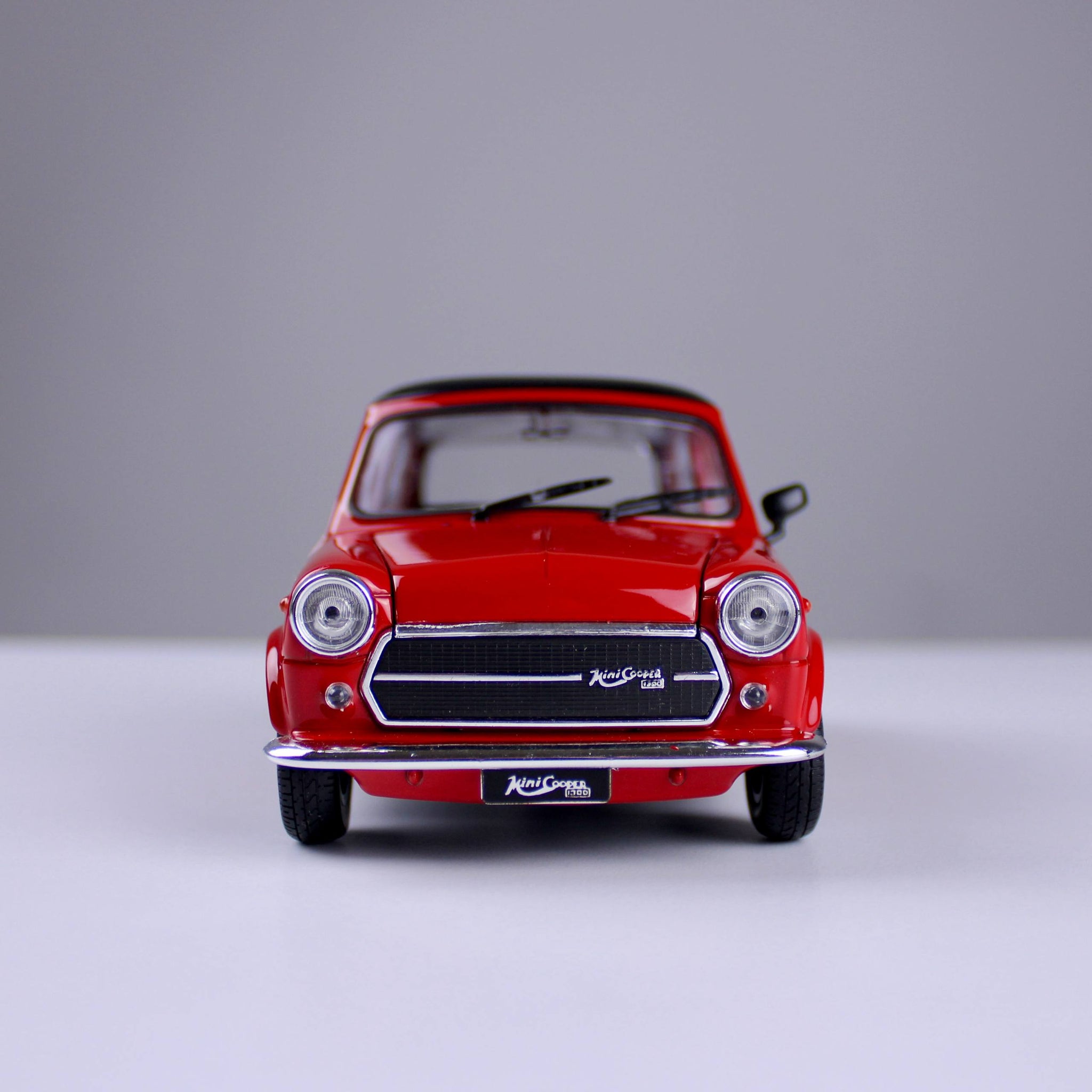 Mini Cooper 1300 Die-Cast Model – Red