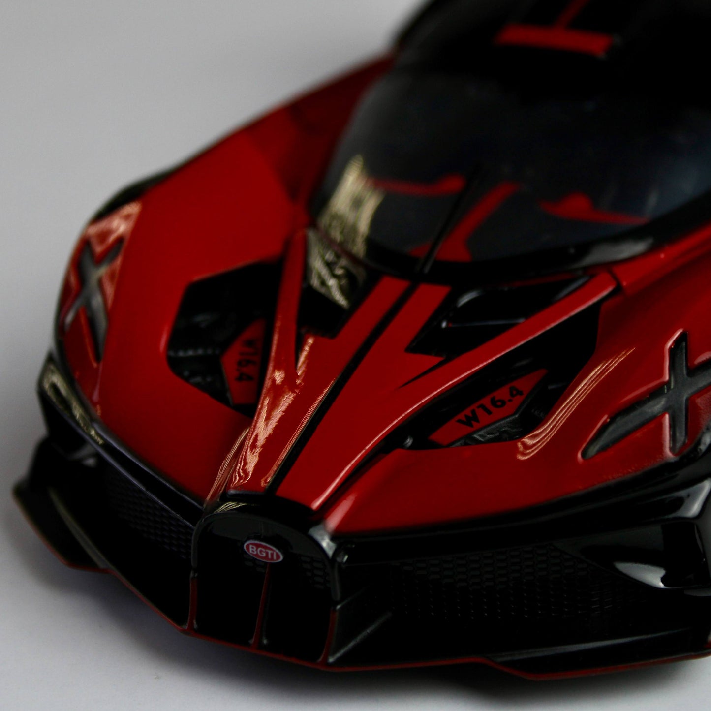 Bugatti Bolide Die-Cast Model – Sports Car (1:24)