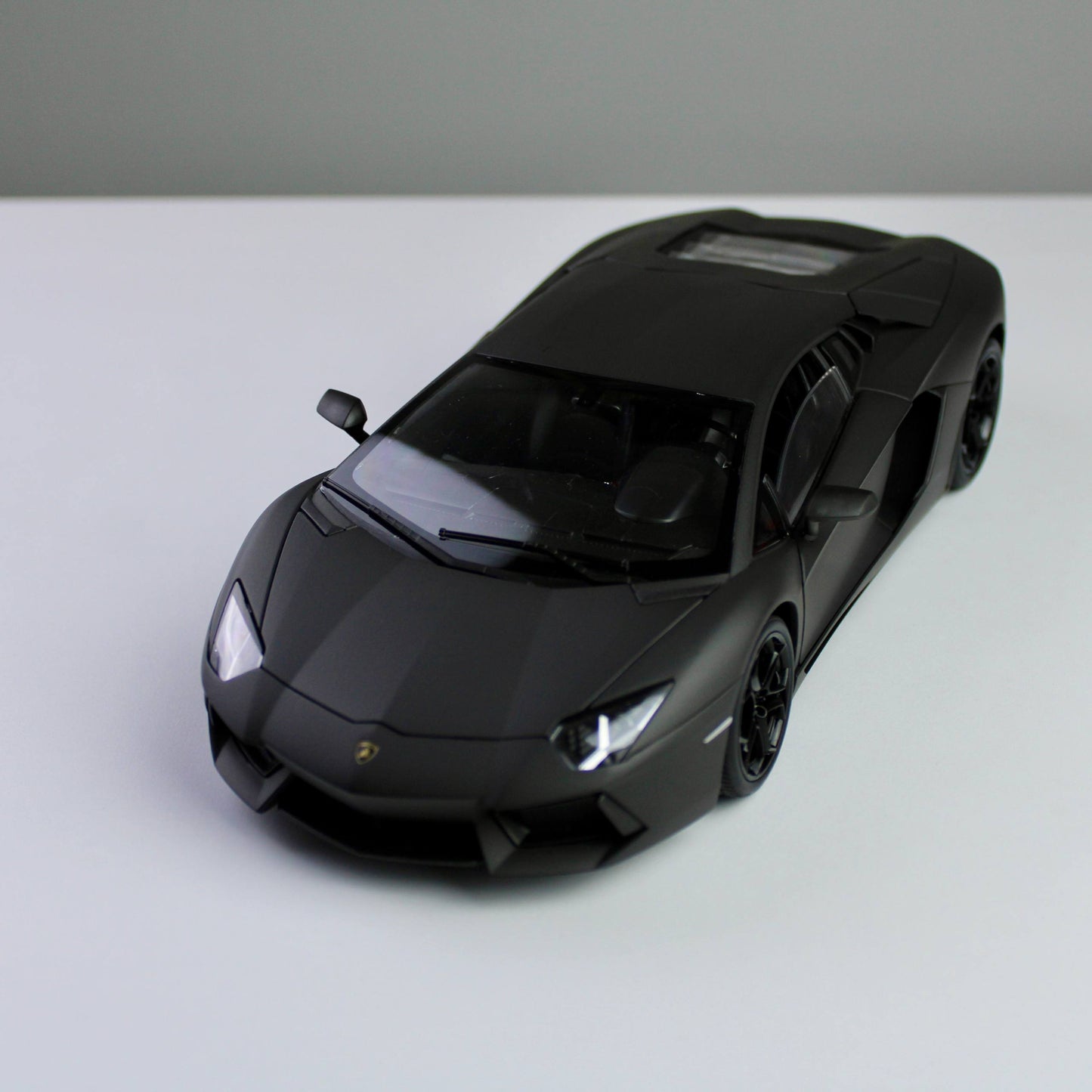 Welly Premium FX Lamborghini Aventador LP700-4 1:18 نموذج سيارة مصبوب