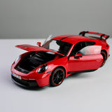 Maisto Porsche 911 GT3 (2022) 1:18 Die-Cast Model Car