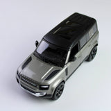 Bburago Land Rover Defender 110 2022 1:24 Die-Cast Model