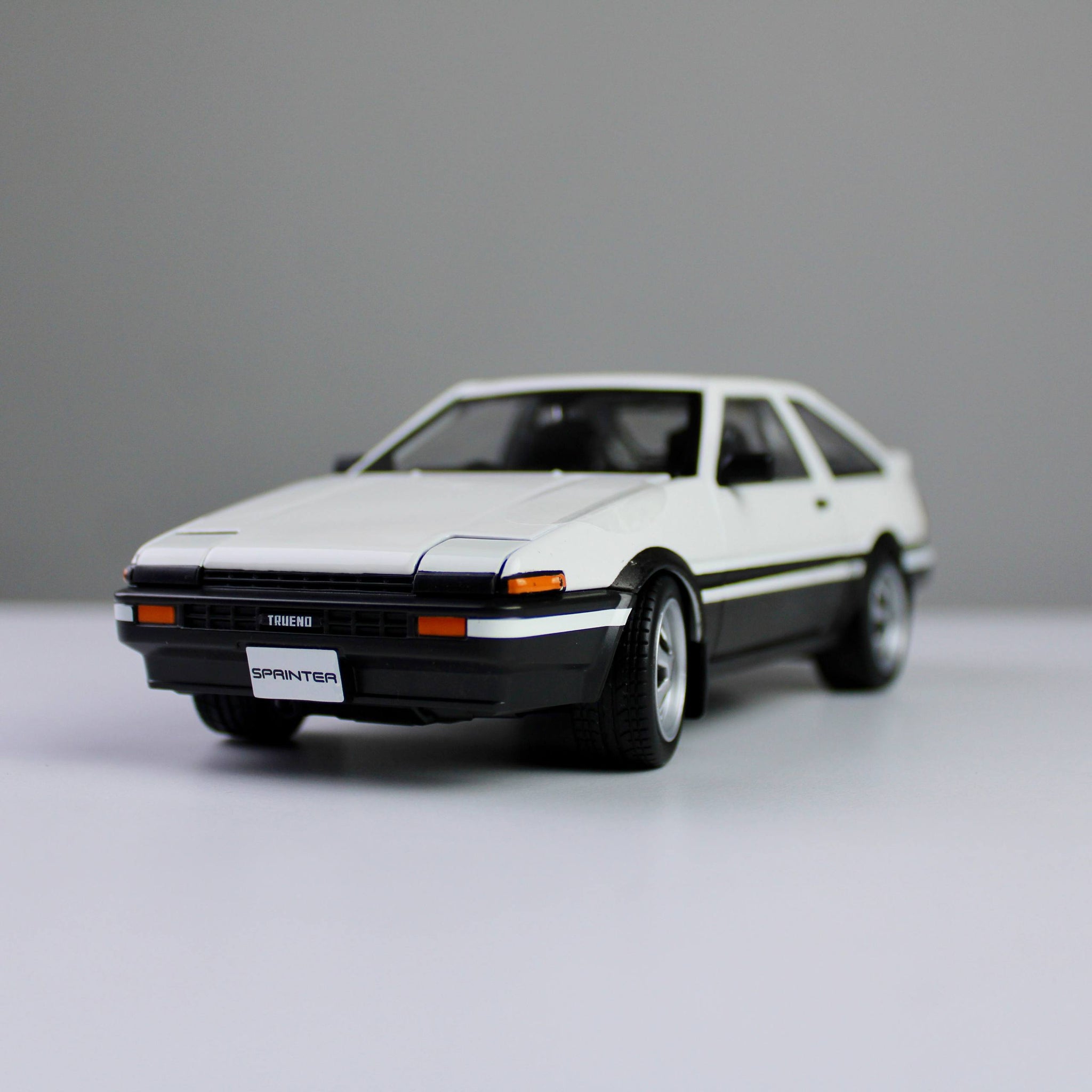 مايستو تويوتا سبرينتر ترونو AE86 نموذج سيارة مصبوب مقاس 1:24 – إصدار خاص