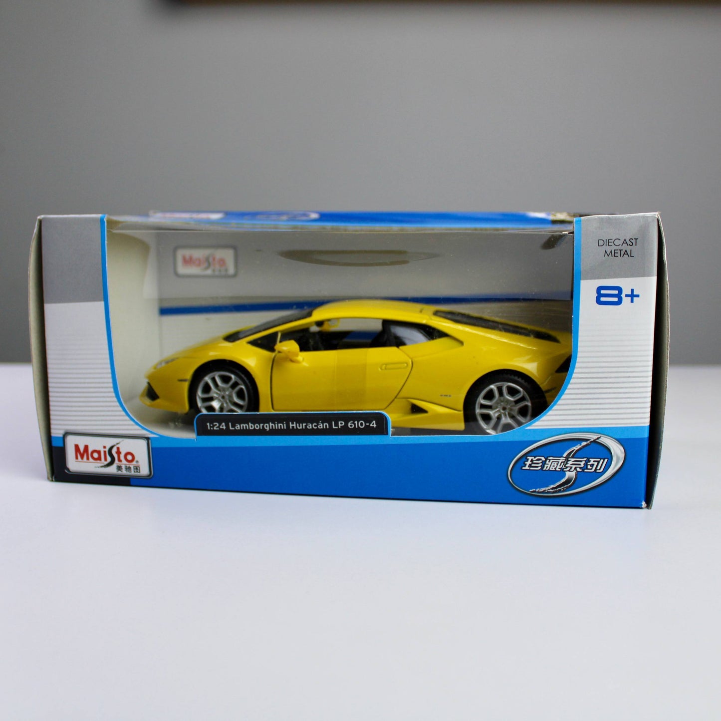 Maisto Lamborghini Huracán LP 610-4 1:24 Die-Cast Model Car