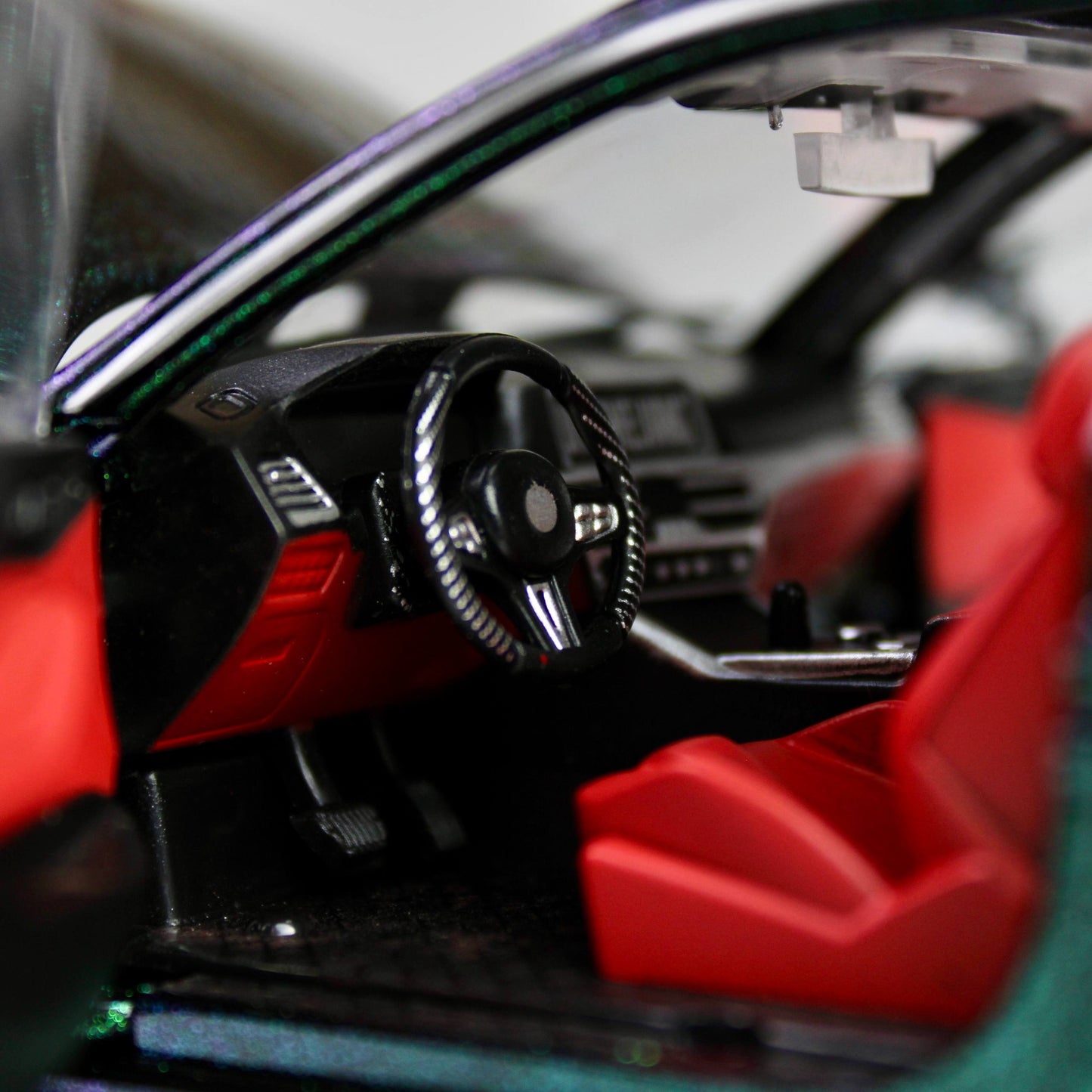 BMW M4 CSL – 1:24 Die-Cast Sports Car Model with Light & Sound