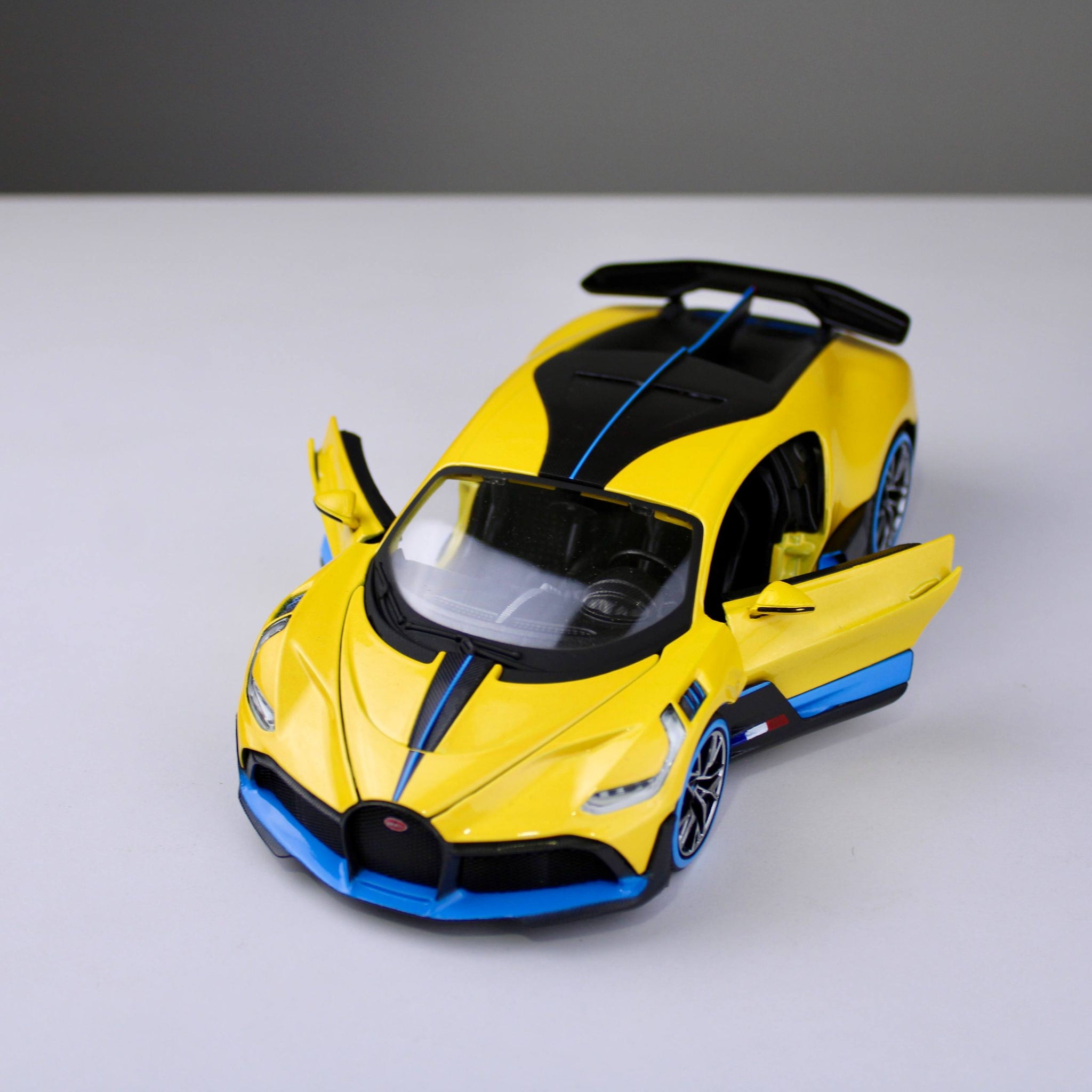 Bugatti Divo Die-Cast Model Car – Maisto (1:24 Scale)