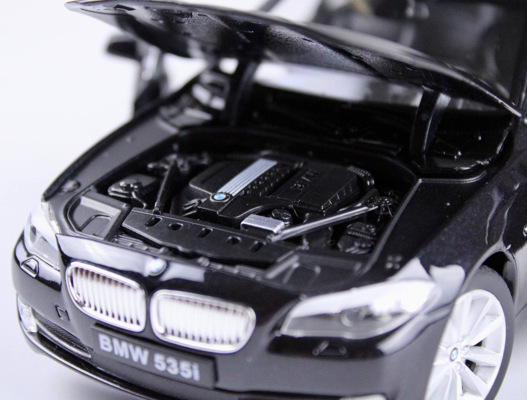 BMW 535i Die-Cast Model - Black