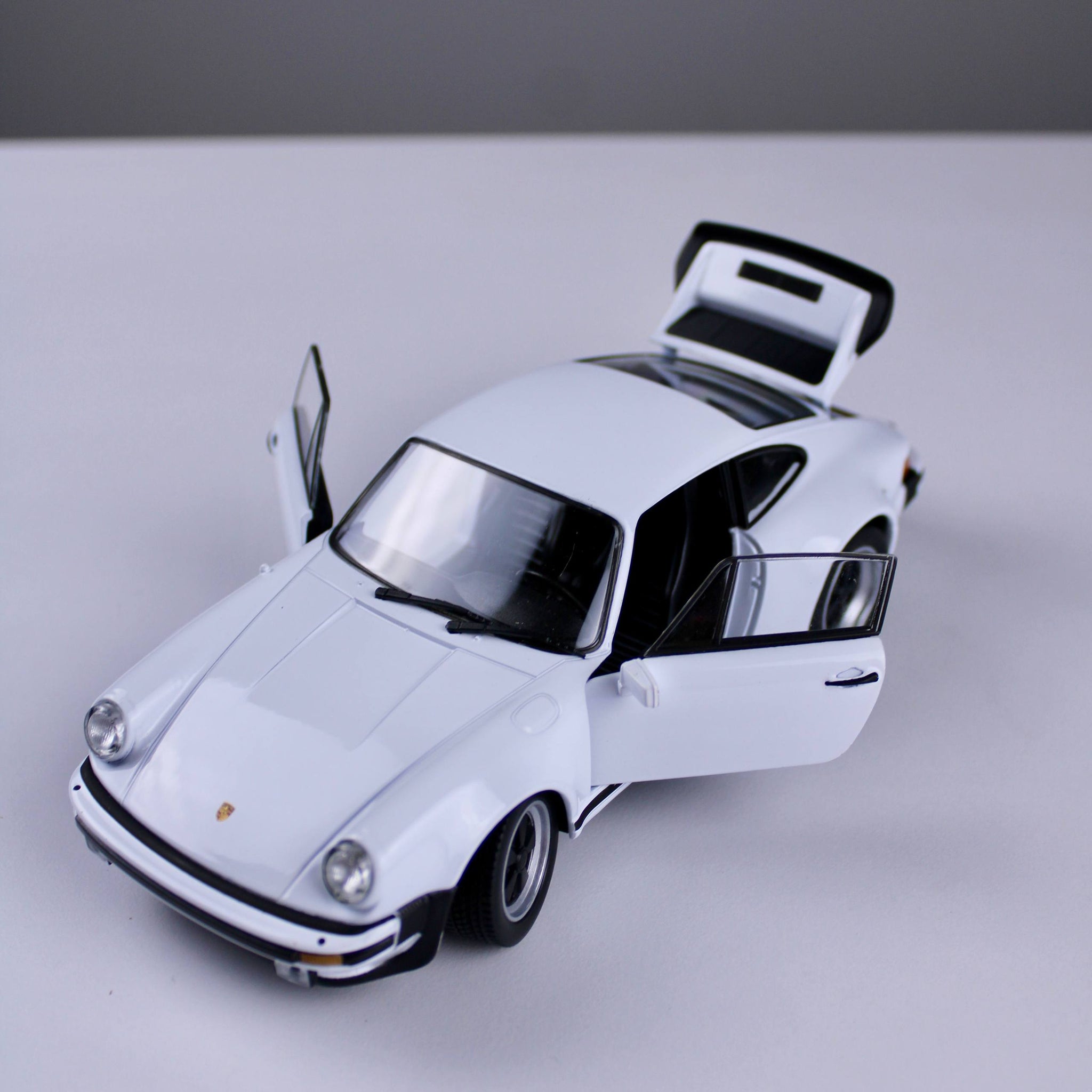 Porsche 911 Turbo Die-Cast Model – White