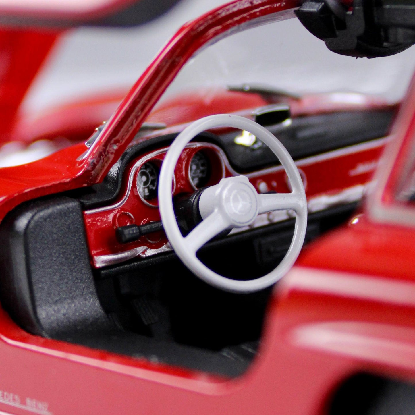 Mercedes-Benz 300 SL - Red