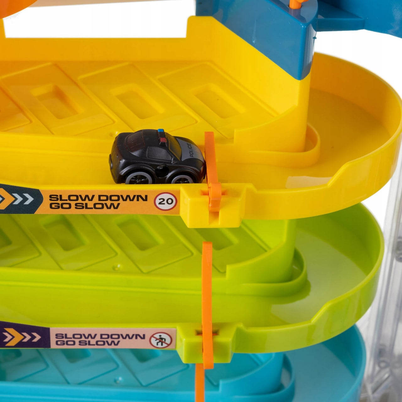 لعبة "Challenge Parking Game" – موقف سيارات متعدد الطوابق