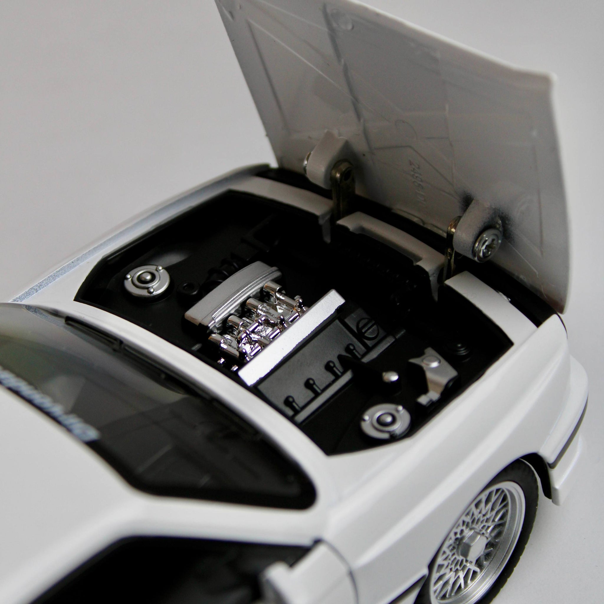 BMW M3 E30 – مقياس 1:24