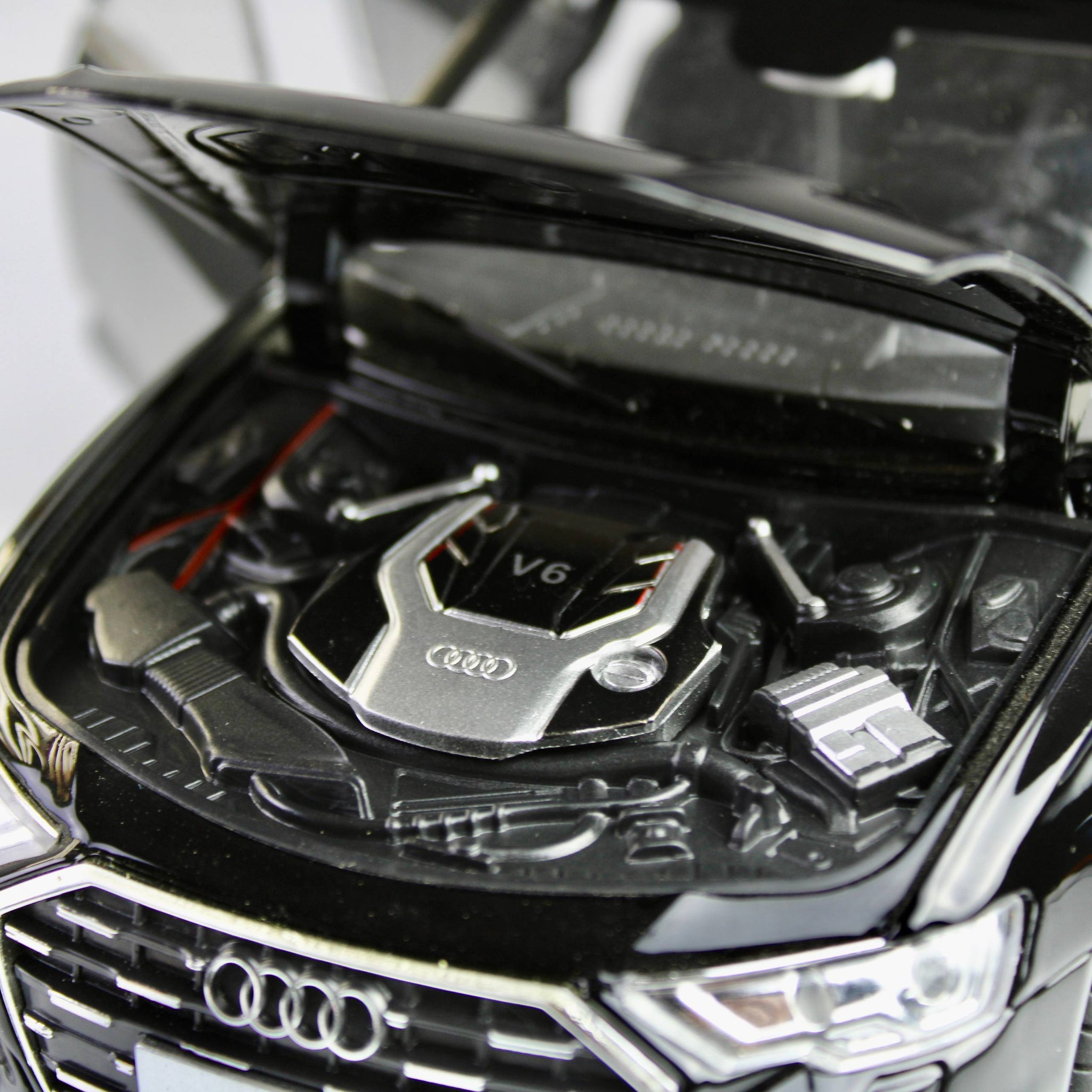 مجسم Audi A6L – مقاس 1:18 (Kingstoy)