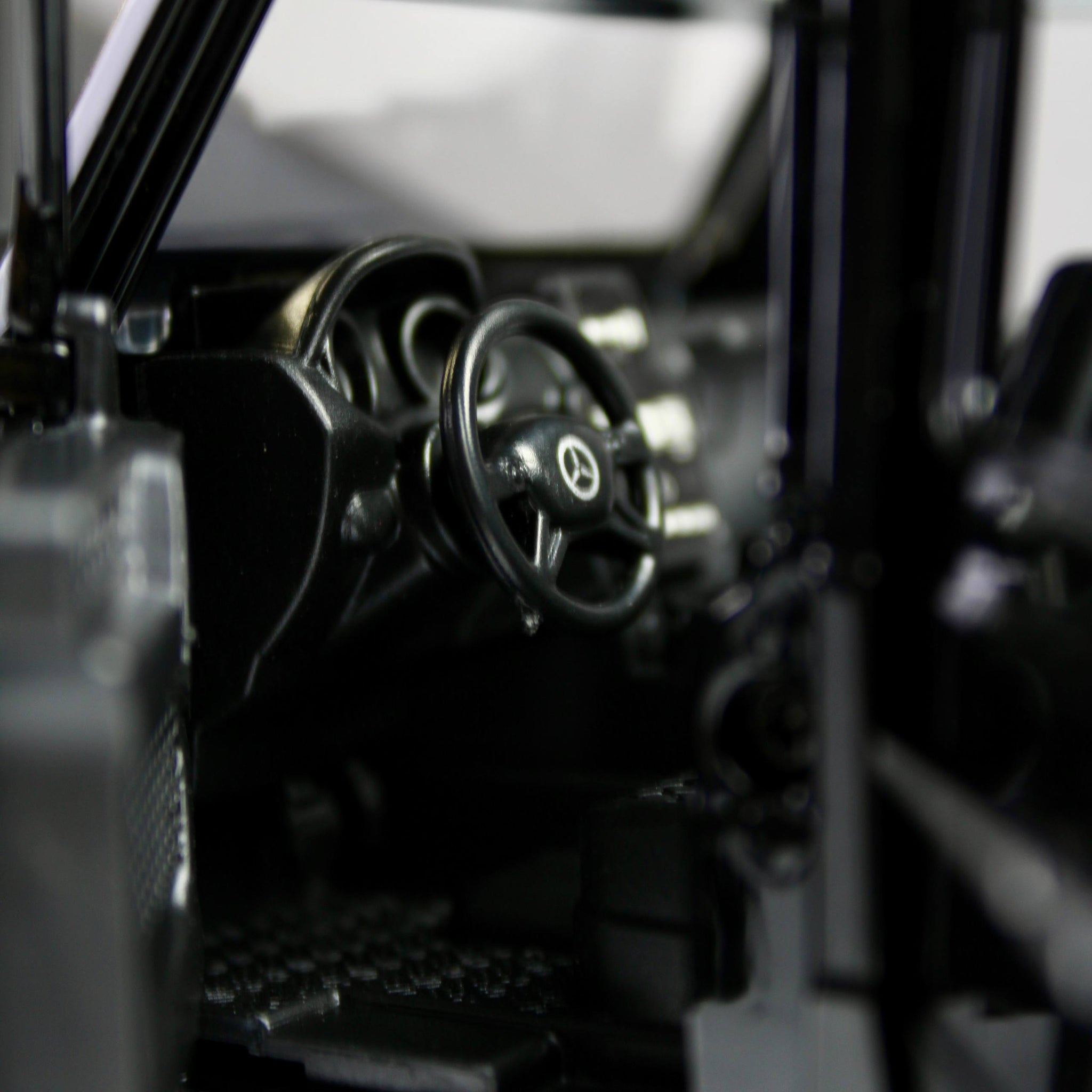 مجسم Mercedes-Benz G63 AMG – مقاس 1:24