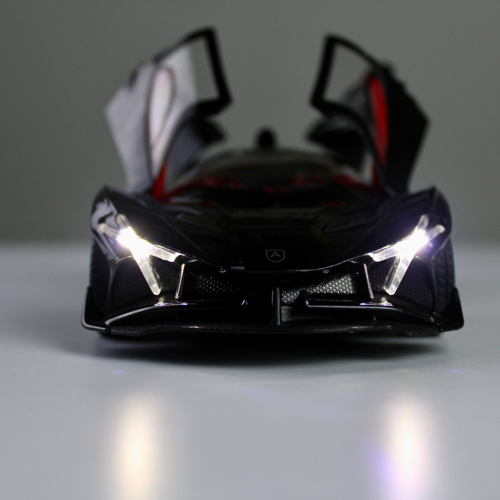 مجسم أبولو بروجيكت إيفو 1:24 مصبوب - أضواء وسحب للخلف