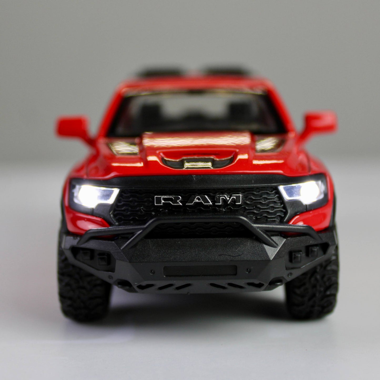 RAM 1000 TRXX Truck – Scale 1:32