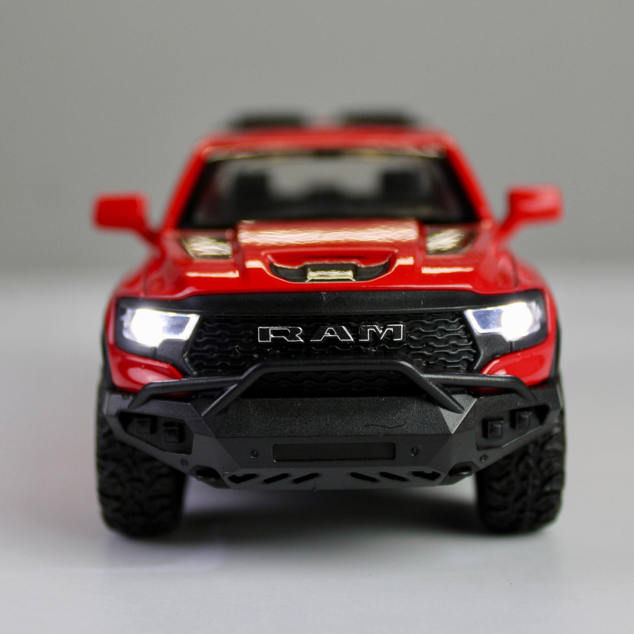 RAM 1000 TRXX Truck – Scale 1:32