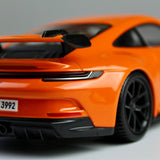 سيارة نموذج بورش 911 GT3 من Bburago بمقياس 1:24 - مجموعة ستار