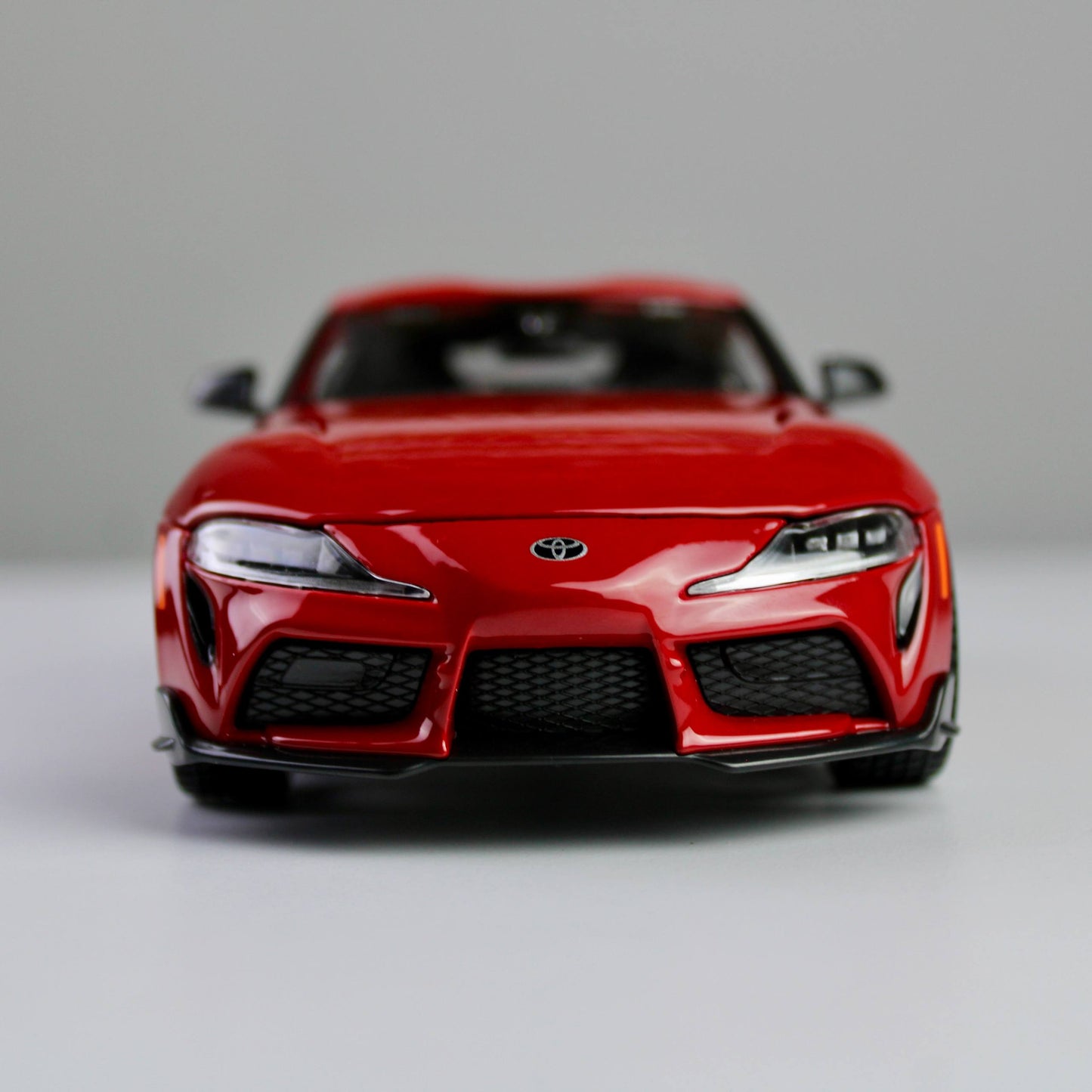 Maisto Toyota GR Supra 2022 سيارة موديل مصبوب 1:24 - إصدار خاص